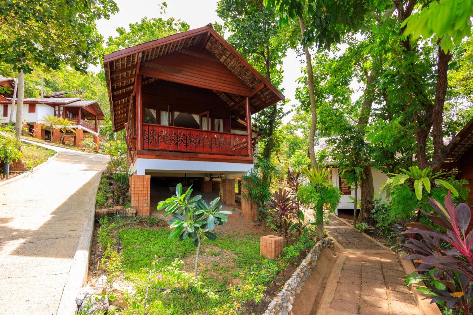 ラマイビーチSamui Wooden Hillアパートメント エクステリア 写真